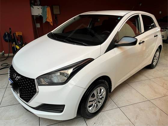 HYUNDAI HB20 1.0 UNIQUE 12V FLEX 4P MANUAL